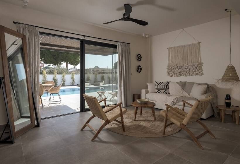 Bianco Villa   Eve