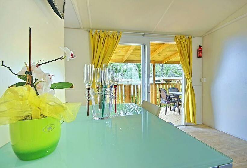 호텔 Camping Adria Mobile Homes In Brioni