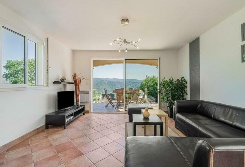 Luxurious Villa With Private Pool In Les Vans