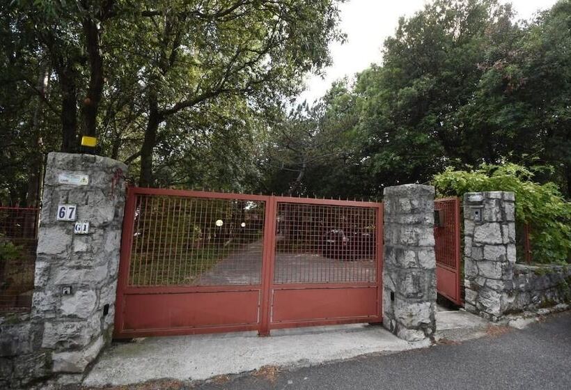 פנסיון Villa Borgo Duino