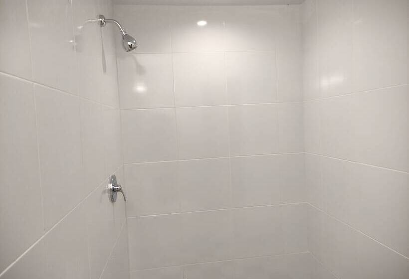 هاستل Gapura Hotel By Oyo Rooms