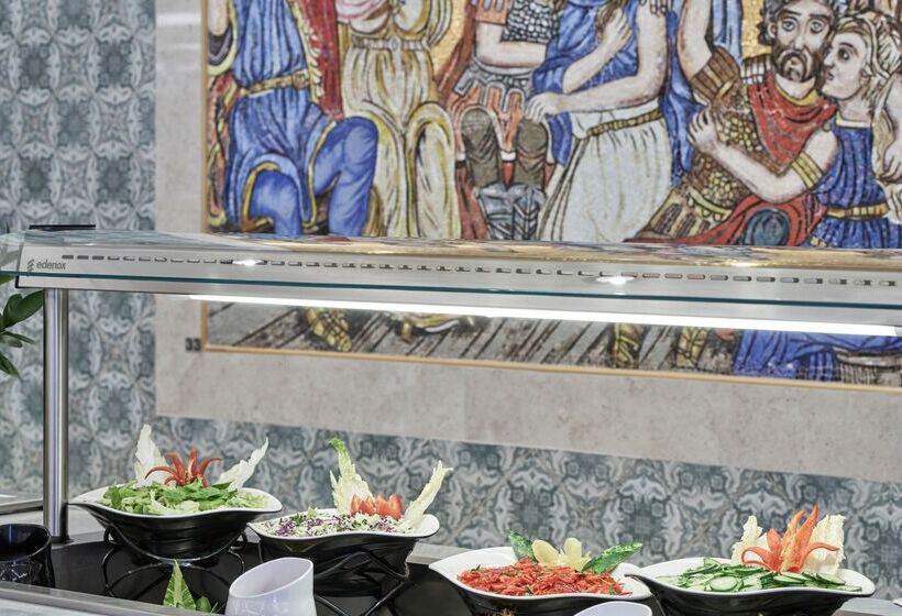 هتل Mythos Palace Resort