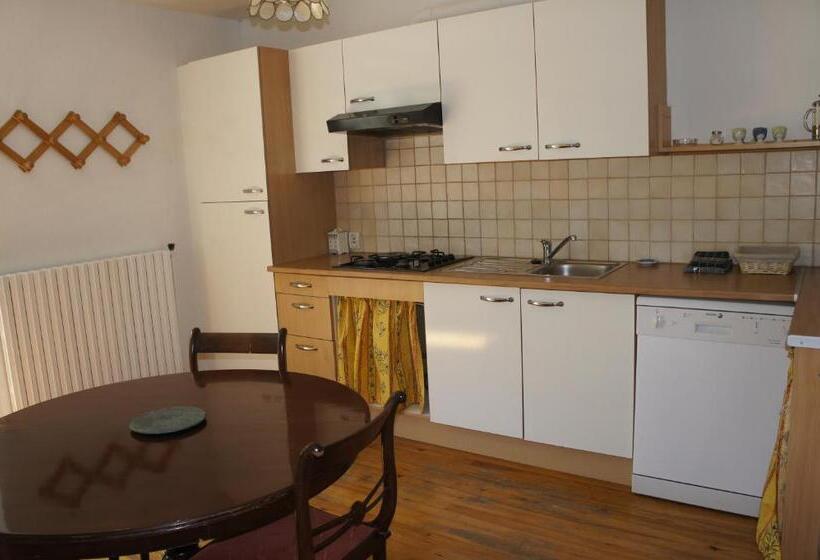 بنسيون Domaine Du Murier