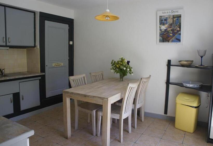 פנסיון Domaine Du Murier