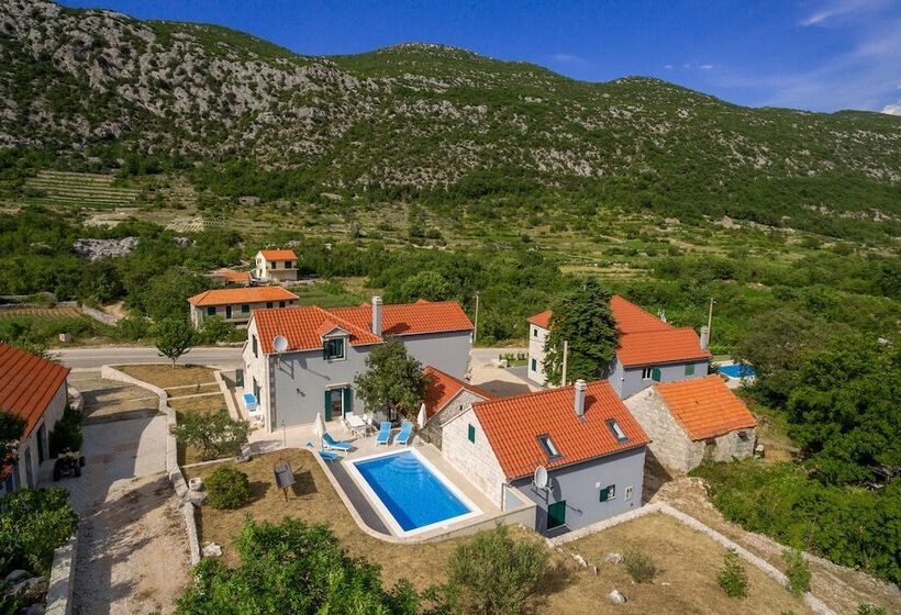 Villa Roglic
