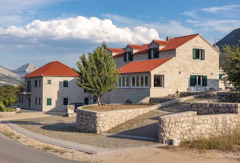 Villa Roglic