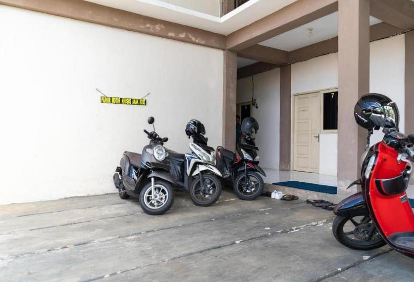 پانسیون Koolkost Female Syariah Near Uniska Banjarbaru