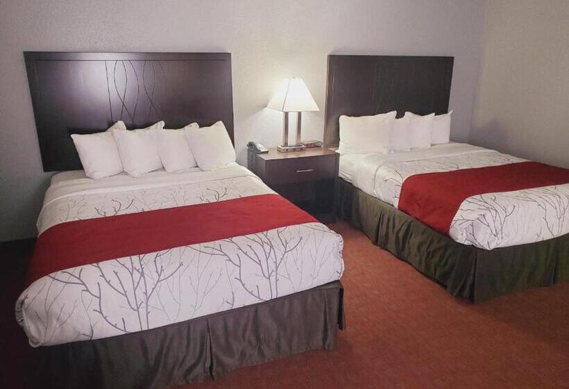هتل Blackstone Lodge And Suites