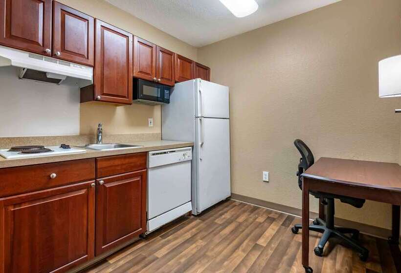 בית מלון כפרי Extended Stay America Suites  Orlando  Southpark  Commodity Circle