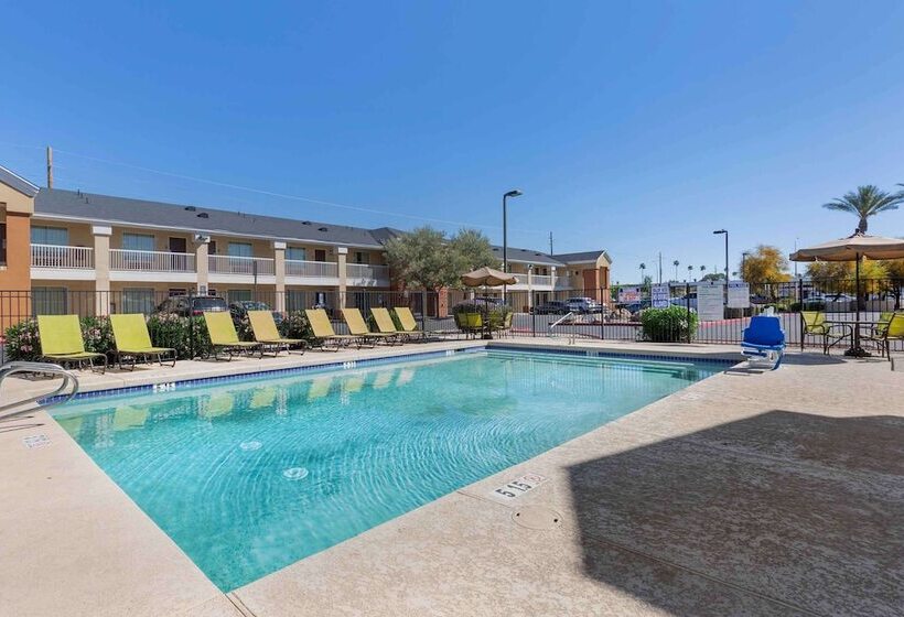 בית מלון כפרי Extended Stay America Select Suites   Phoenix   Airport   E Oak St