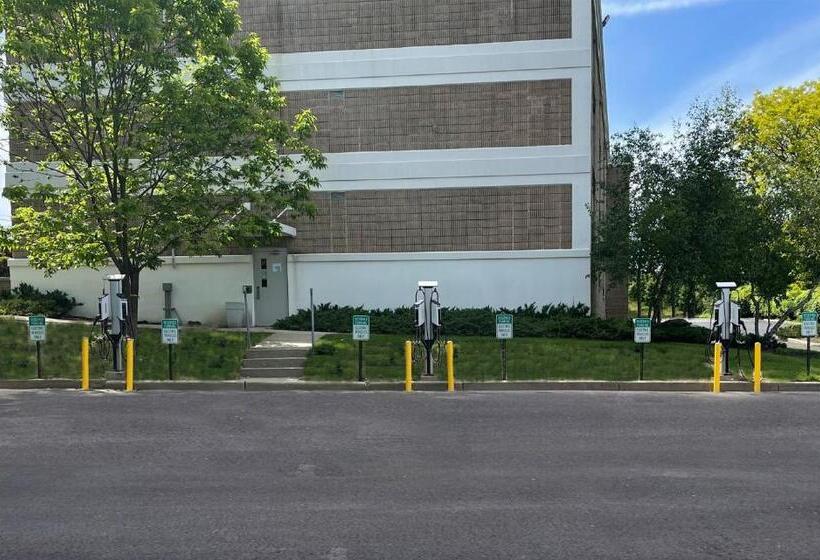 Отель Holiday Inn Express Ramsey Mahwah, An Ihg