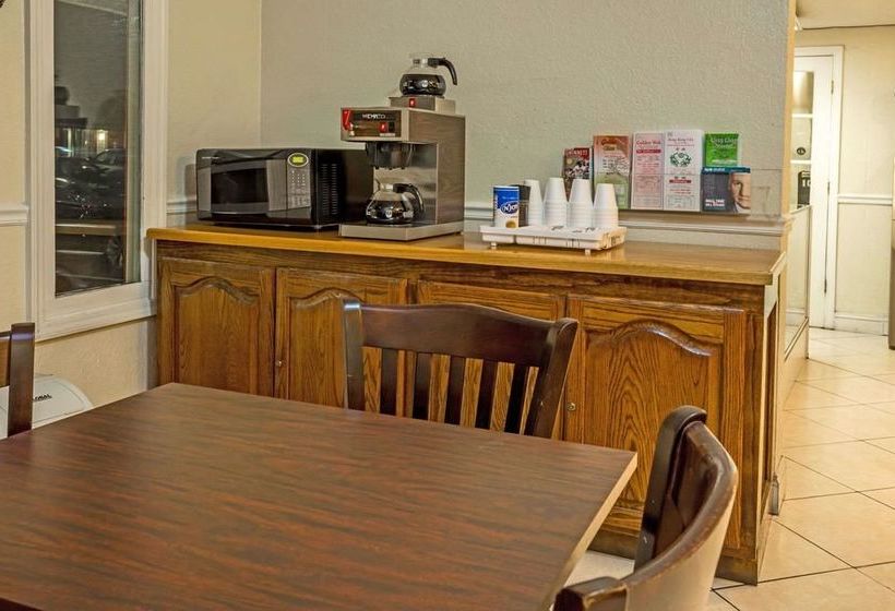 ホテル Knights Inn Norcross