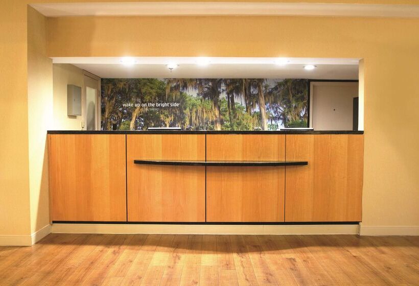 בית מלון כפרי La Quinta By Wyndham Coral Springs South