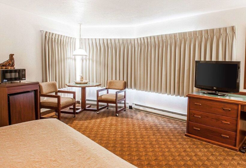 בית מלון כפרי Quality Inn Port Angeles  Near Olympic National Park