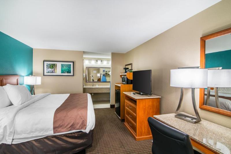 فندق Quality Inn & Suites Near White Sands National Park