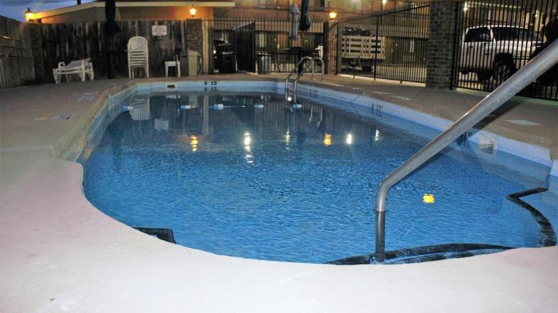 فندق Quality Inn & Suites Near White Sands National Park