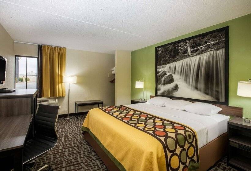 هتل Spark By Hilton Wichita East