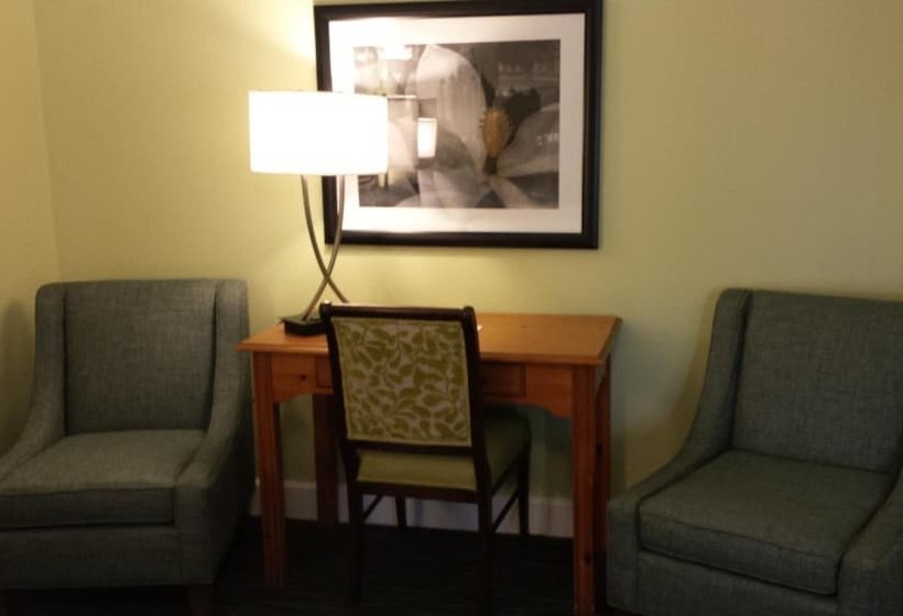 هتل The University Inn At Emory