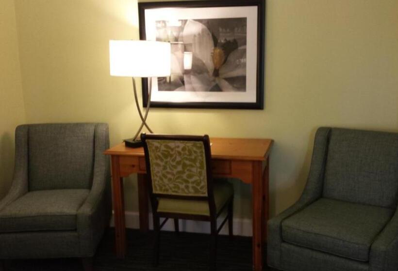 هتل The University Inn At Emory