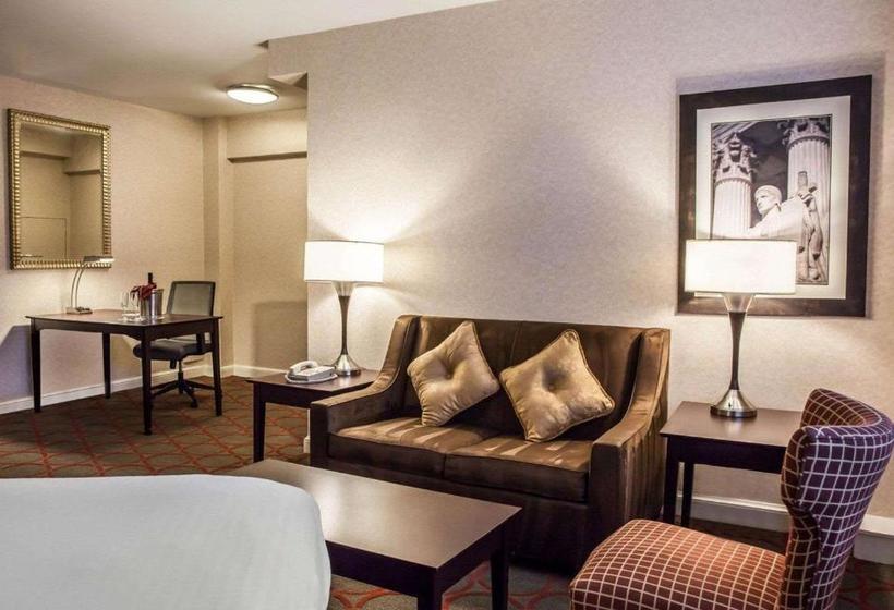 בית מלון כפרי The Virginian Suites, Ascend  Collection