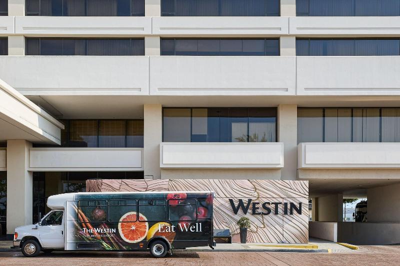 هتل The Westin Los Angeles Airport