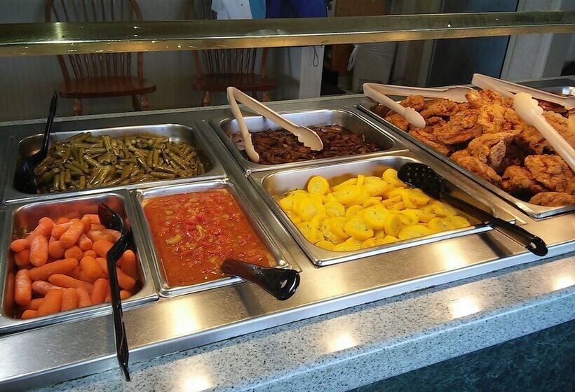 בית מלון כפרי The Village Inn