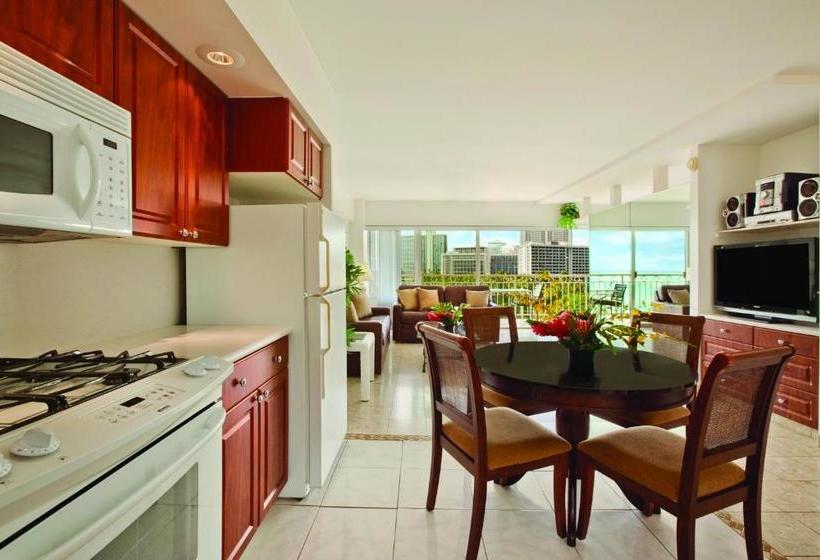 호텔 Waikiki Shore By Outrigger