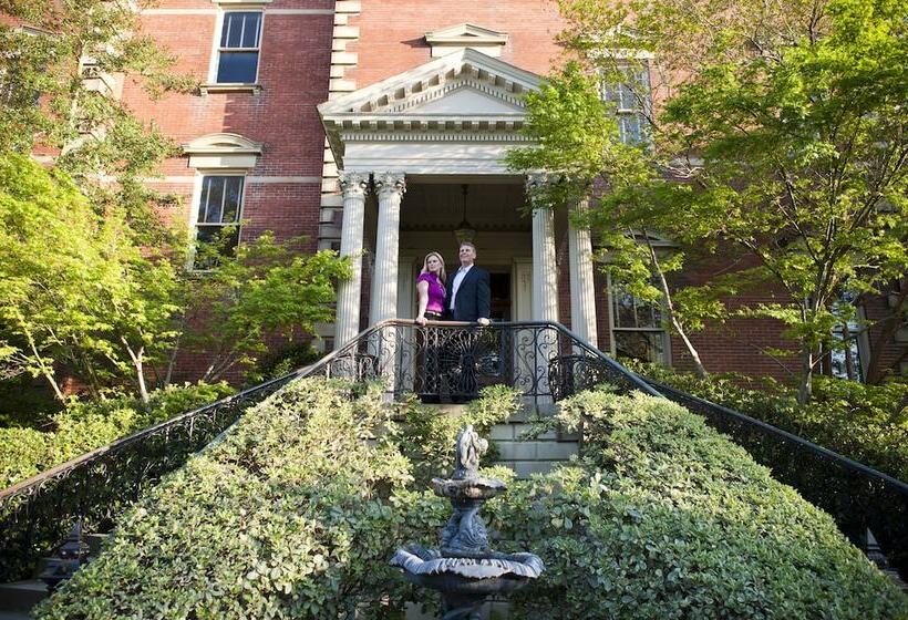 هتل Wentworth Mansion