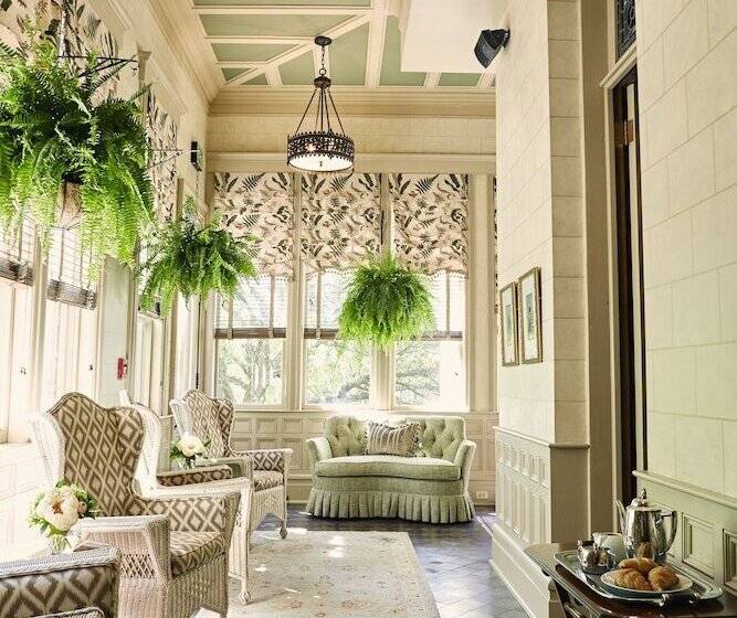 هتل Wentworth Mansion