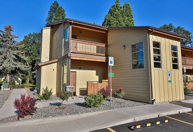 酒店 Westcliff Lodge