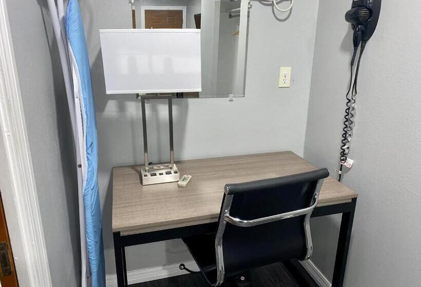 모텔 Budget Host Inn