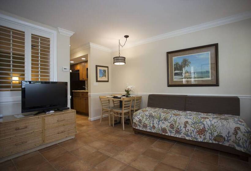 Vanderbilt Beach Resort