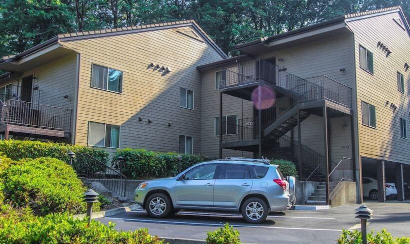 Whispering Woods Resort