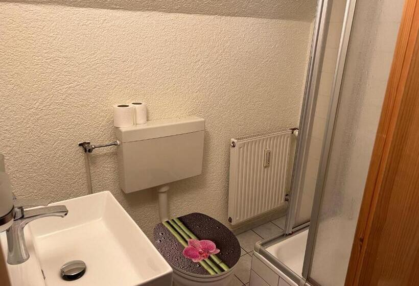 ベッドアンドブレックファースト Zimmervermietung Graupner