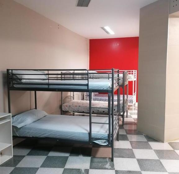 هاستل Pensión Casa Rosa