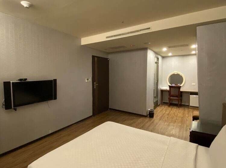 هاستل Crystal City