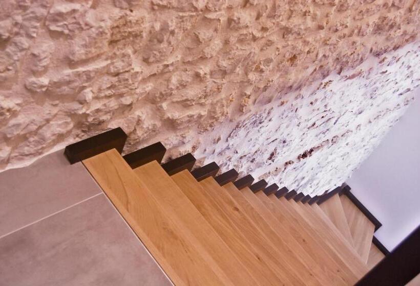 تختخواب و صبحانه Maison D'hôtes L'etiquette