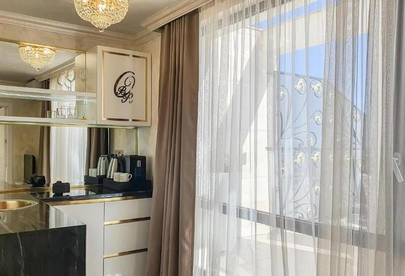 هتل Onyx Beach Residence   Free Parking & Beach Access