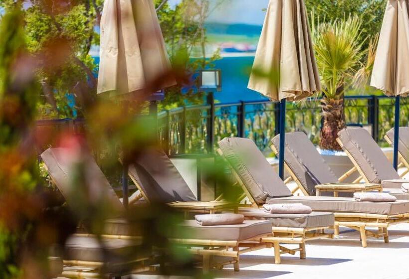 هتل Onyx Beach Residence   Free Parking & Beach Access
