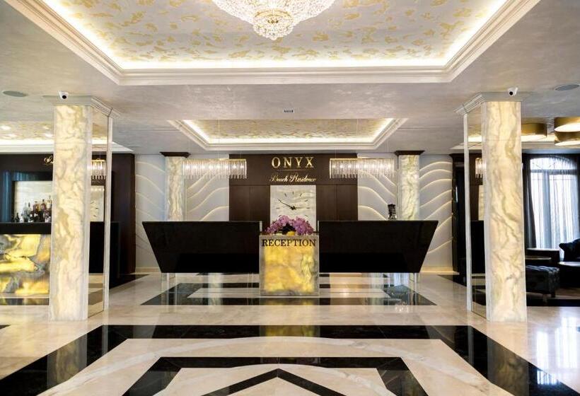 هتل Onyx Beach Residence   Free Parking & Beach Access