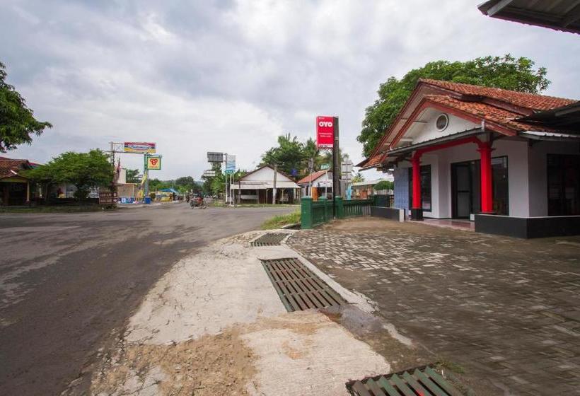 هتل Oyo 3126 Penginapan Suka Asih