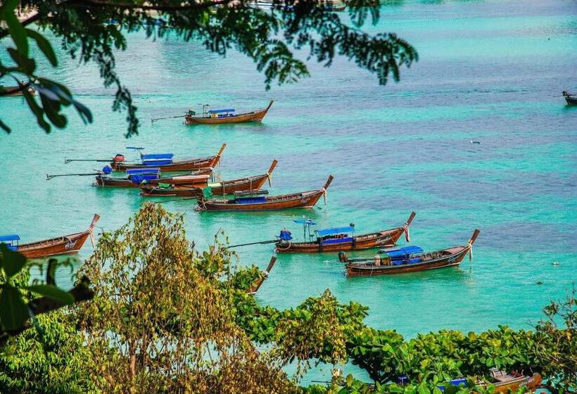استراحتگاه Daya Hill Seaview