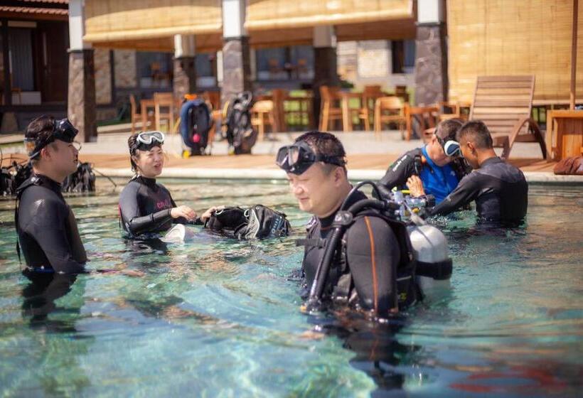 فندق Hi Blue Bali Melasti Dive Resort