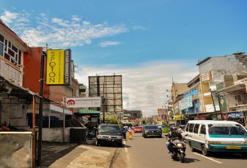 هتل Spot On 2797 The Flash Residence