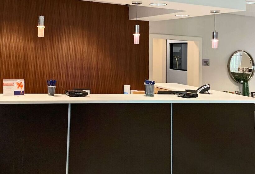 فندق Comfort Inn & Suites Columbus North