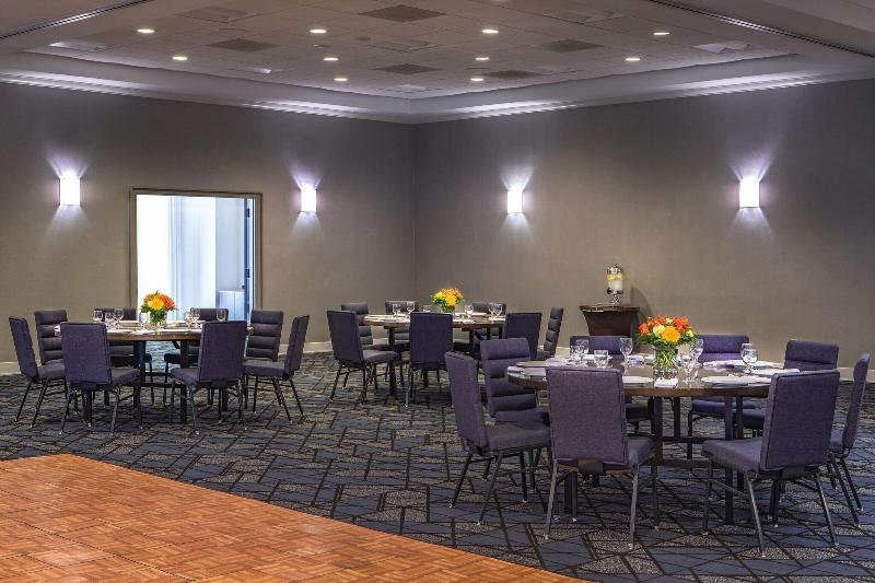 هتل Courtyard By Marriott Boston Billerica Bedford