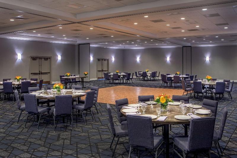 هتل Courtyard By Marriott Boston Billerica Bedford