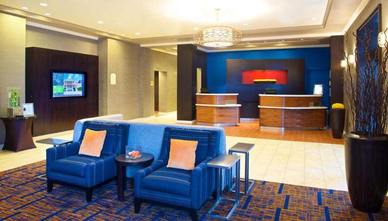 هتل Courtyard By Marriott Boston Billerica Bedford