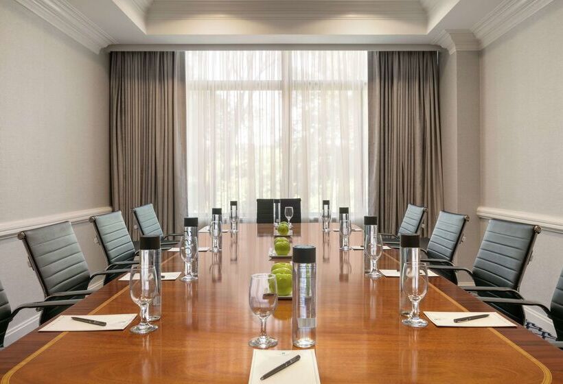 בית מלון כפרי Embassy Suites By Hilton Philadelphia Valley Forge