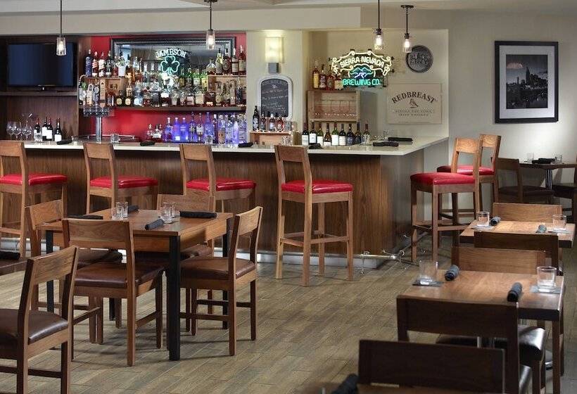 فندق Four Points By Sheraton Nashville Airport